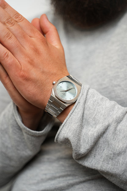 MEN: Sharp Premium Steel 2.0 Iceblue